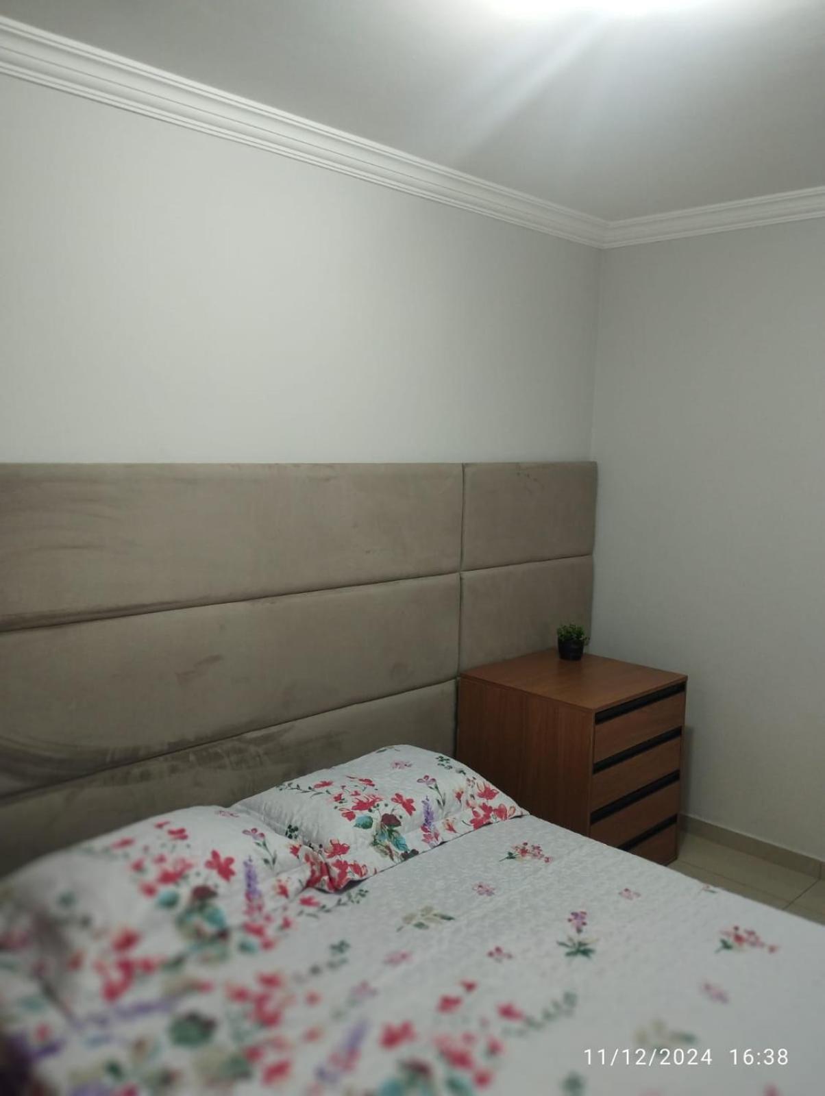 Mi Casa Su Casa *
